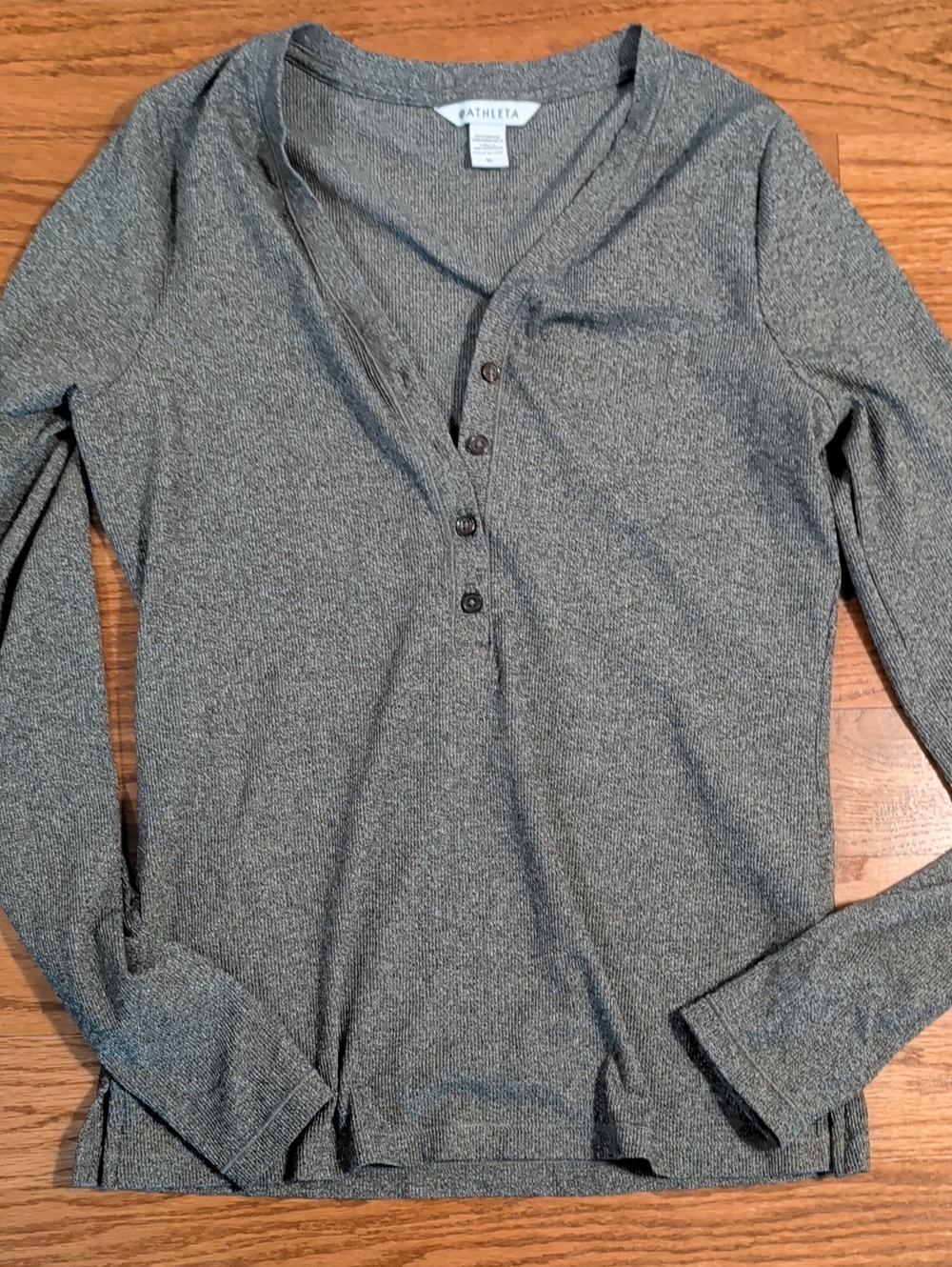 Athleta Men’s Heather Gray Long-Sleeve Henley